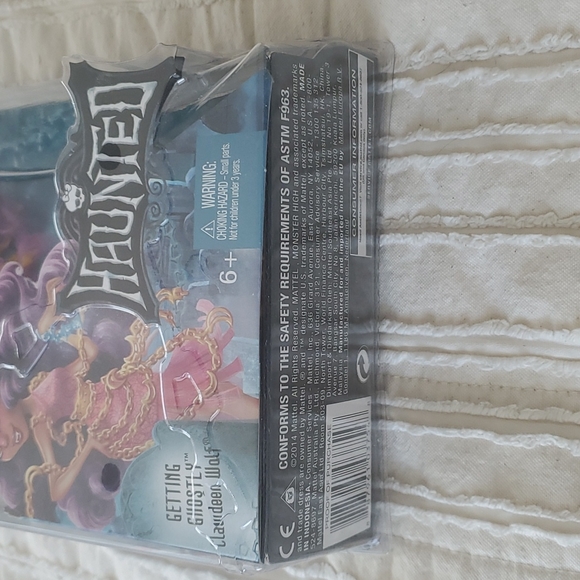 Monster High Getting Ghostly Clawdeen Wolf Original Articulated Doll Mint - Picture 6 of 11